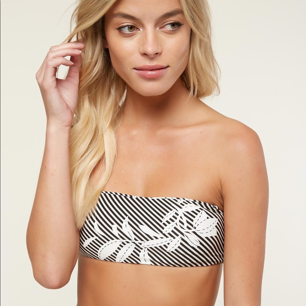 O’Neill Ren Bandeau bikini top